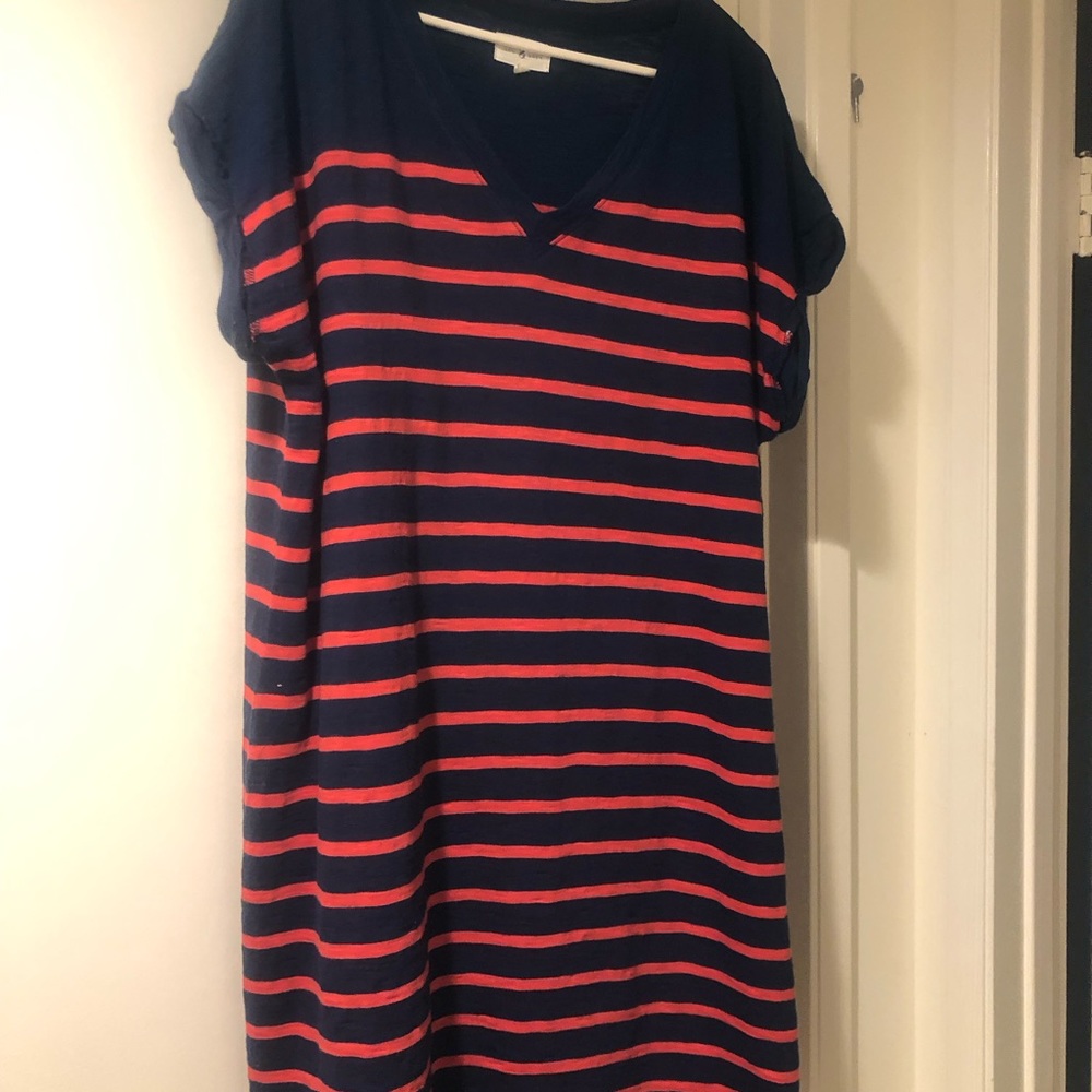 Lou and Grey T-shirt dress